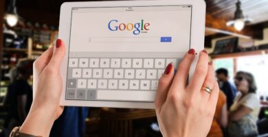 ¿Cómo denunciar en Google un contenido o una web?
