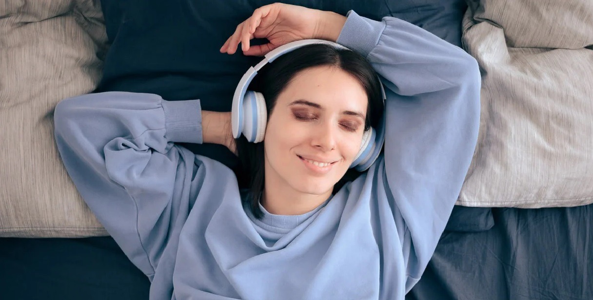 TRUCO de Spotify para dormir con MÚSICA: la reproducción acabará automáticamente