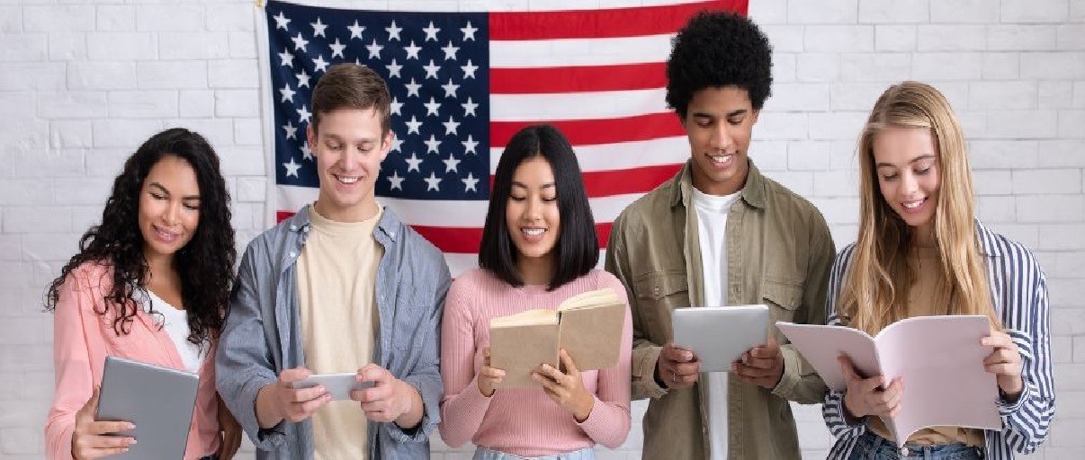 Si piensa viajar a EE.UU tome estos 3 cursos online gratis y aprenda inglés rápido